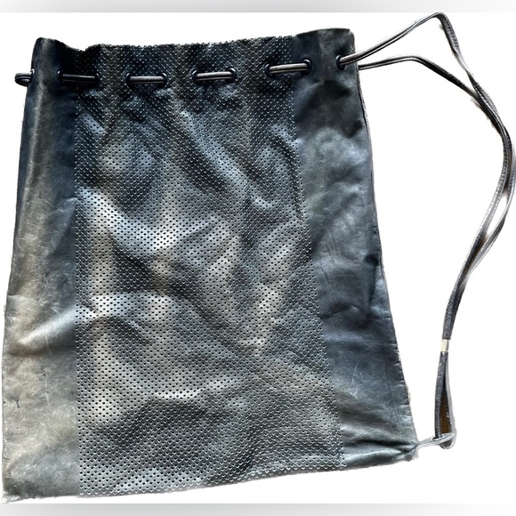 Vintage Leather Backpack Purse Dark Slate Blue Grey Taupe & Gold Tone hardware - Picture 3 of 5